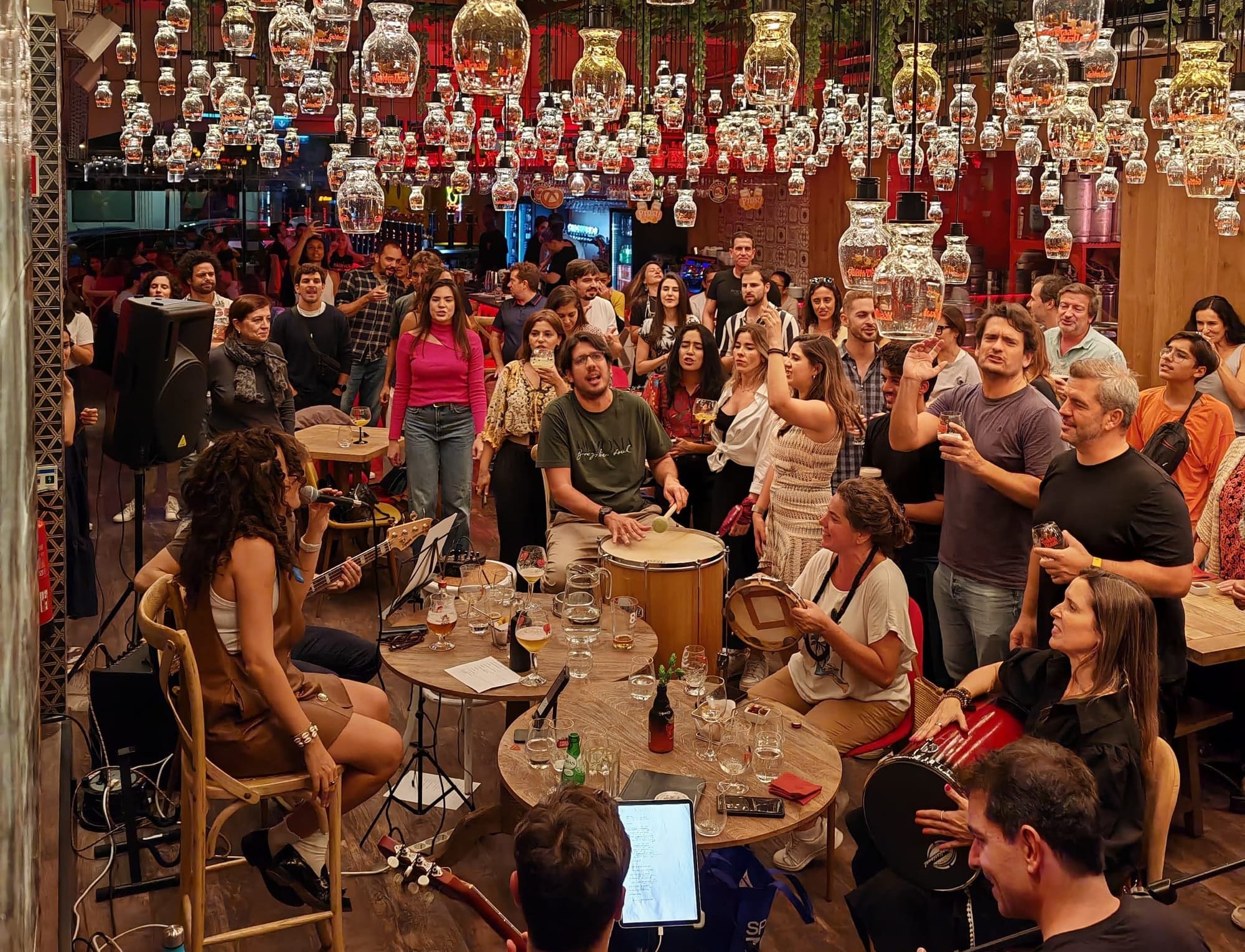 Cervejaria em Lisboa inicia roda de samba mensal neste sábado